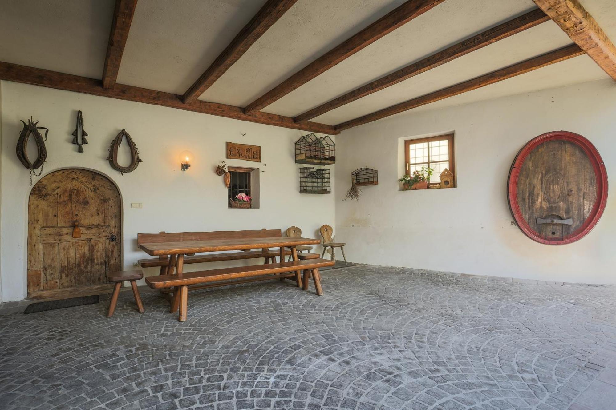 Appartement Ansitz Von Wohlgemuth à Salorno Extérieur photo