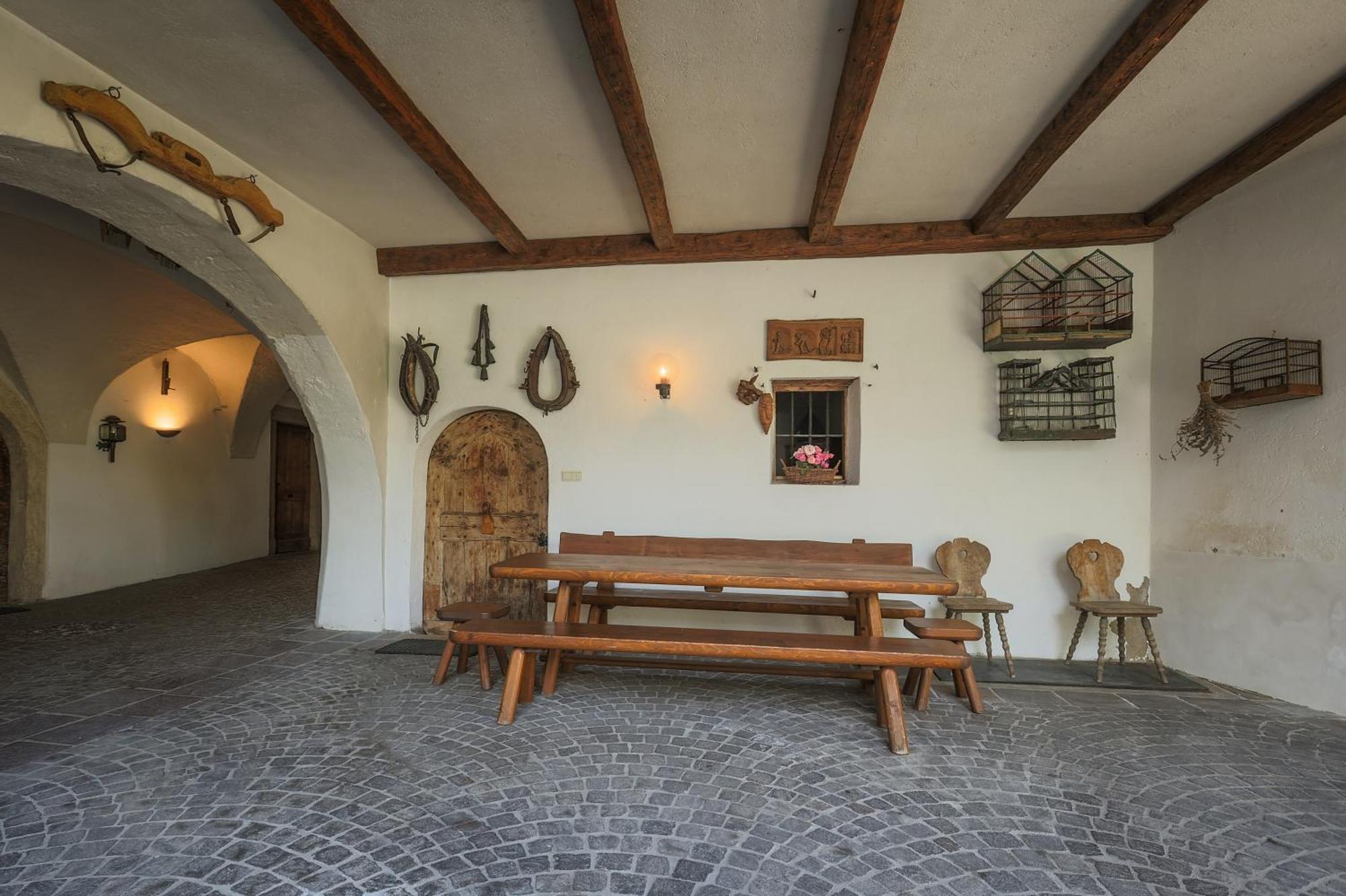 Appartement Ansitz Von Wohlgemuth à Salorno Extérieur photo