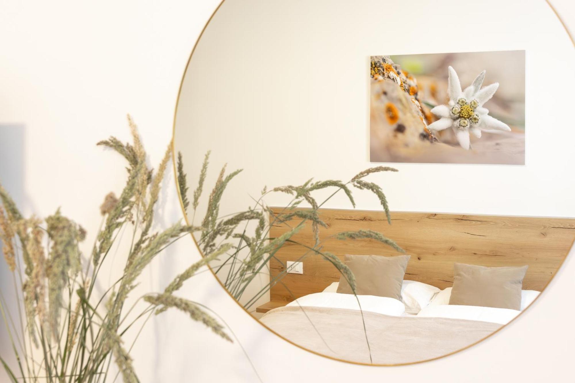 Appartement Ansitz Von Wohlgemuth à Salorno Extérieur photo